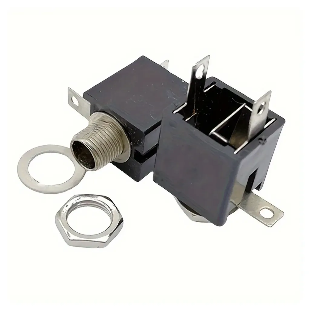 1/4" Panel Mount Square Basic